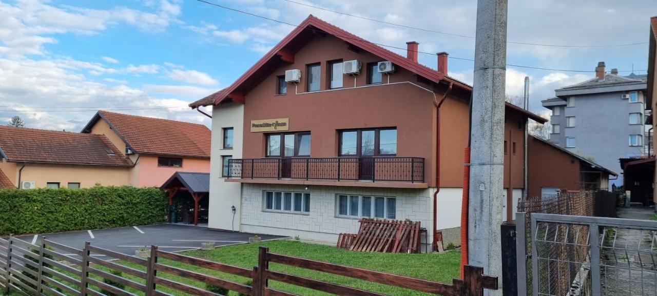 Prenociste-Sobe-Rooms-Aman Bihać Exterior foto