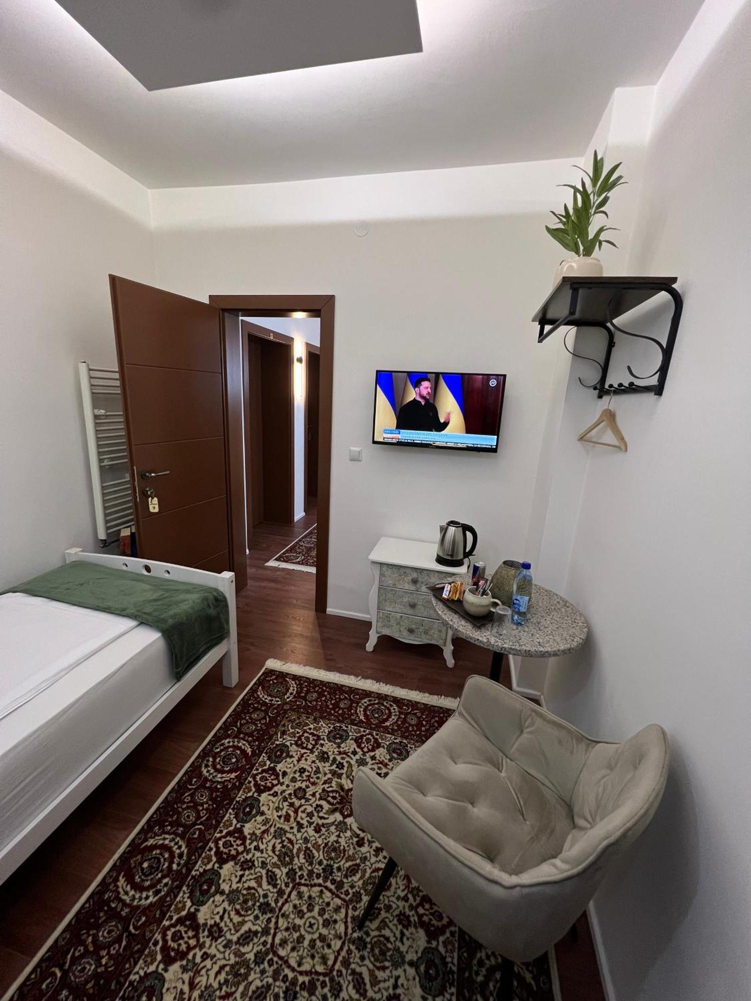 Prenociste-Sobe-Rooms-Aman Bihać Exterior foto